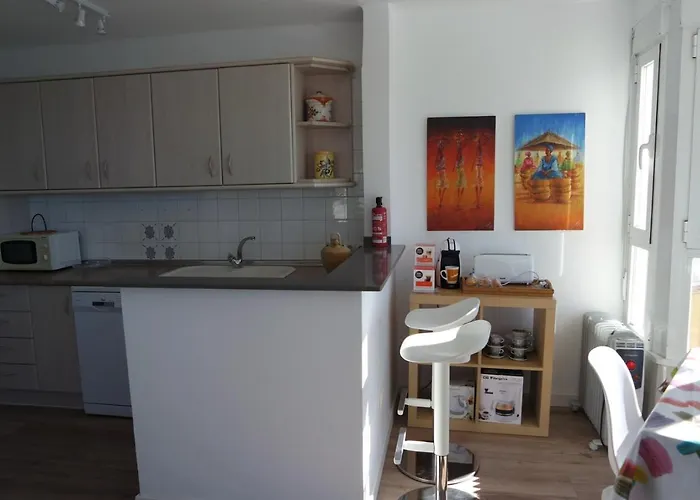 Apartment Beachfront 82 *
