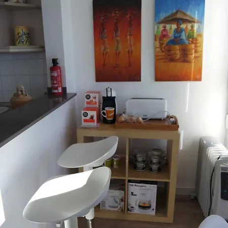 Beachfront 82 Apartment *